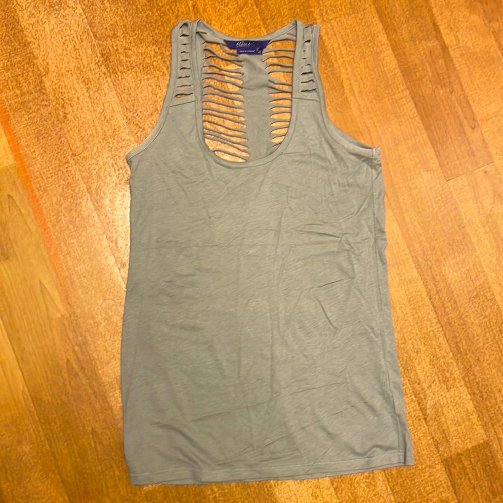 Unique Miley Cyrus top size XL NEVER WORN